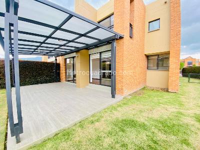 Casa de 3 alcobas en venta en Fontanar, Cajicá, 230 m² · foto 7 de 10