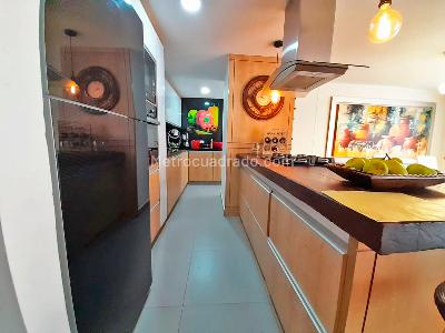 Apartamento de 3 alcobas en venta en Santafé, Bogotá, 98 m² · foto 3 de 8
