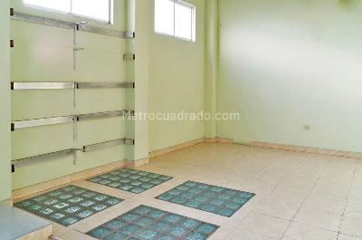 Casa de 5 alcobas en venta en Diamante 1, Bucaramanga, 375 m² · foto 5 de 17