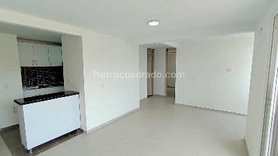 Apartamento de 2 alcobas en venta en La Samaria Aeropuerto, Ibagué, 59 m² · foto 4 de 15