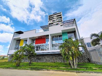 Casa de 4 alcobas en venta en El Recreo, Montería, 374 m² · foto 3 de 17