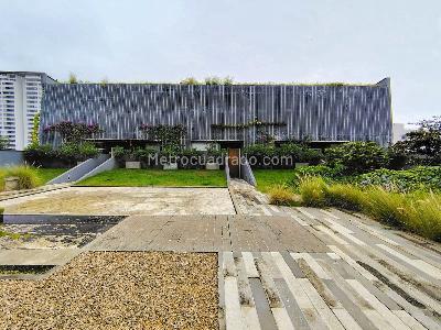 Casa de 4 alcobas en venta en El Recreo, Montería, 374 m² · foto 17 de 17
