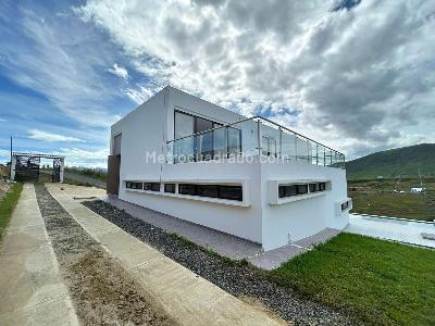 Casa de 3 alcobas en venta en Sector Arizona, Pasto, 958 m² · foto 2 de 15