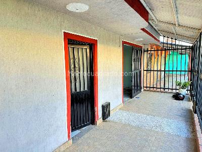 Casa de 5 alcobas en venta en Obrero, Neiva, 207 m² · foto 16 de 19