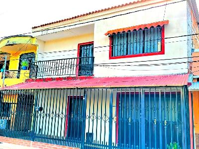 Casa de 5 alcobas en venta en Obrero, Neiva, 207 m² · foto 2 de 19