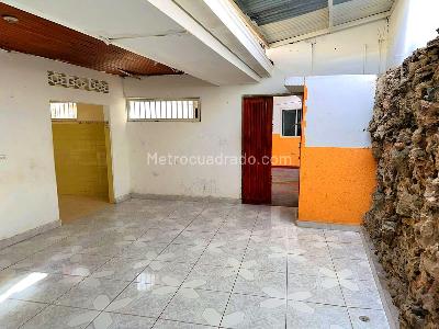 Casa de 5 alcobas en venta en Obrero, Neiva, 207 m² · foto 10 de 19