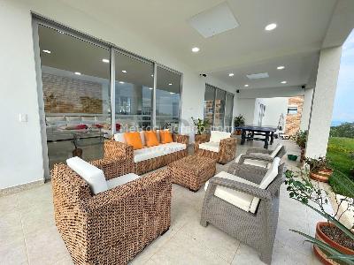 Casa de 4 alcobas en venta en El Pais Salado, Ibagué · foto 9 de 20