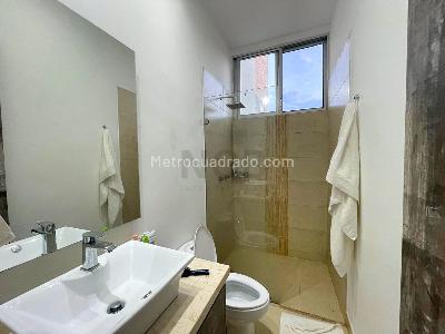Casa de 4 alcobas en venta en El Pais Salado, Ibagué · foto 10 de 20