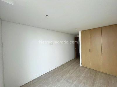 Apartamento de 3 alcobas en venta en Torre Bacata, Bogotá, 131 m² · foto 14 de 18