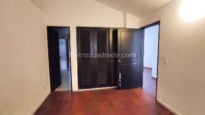 Apartamento de 3 alcobas en venta en Cadiz, Ibagué, 219 m² · foto 7 de 14