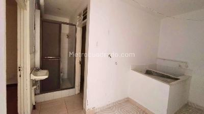 Casa de 5 alcobas en venta en Hipodromo, Ibagué, 245 m² · foto 10 de 12
