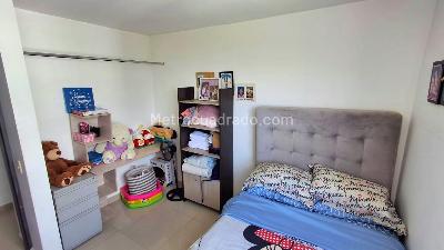 Apartamento de 3 alcobas en venta en Conjunto Residencial Altagracia, Ibagué, 74 m² · foto 13 de 17
