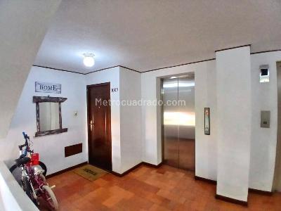 Apartamento en venta en Los Colores, Medellín · foto 6 de 19