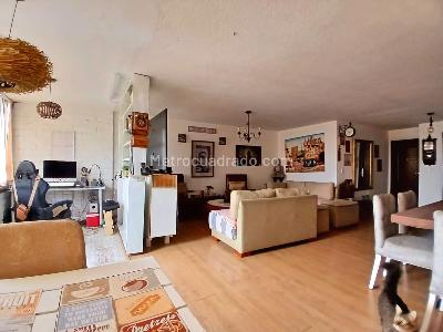 Apartamento en venta en Los Colores, Medellín · foto 13 de 19