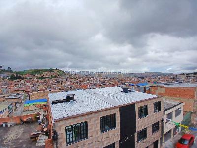 Casa en venta en Granjas De San Pablo, Bogotá · foto 3 de 15