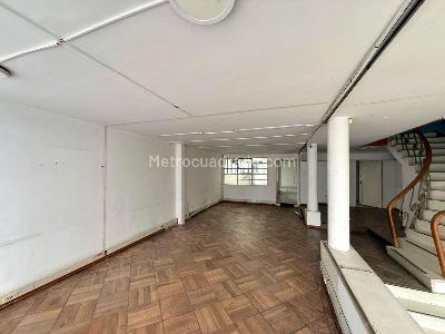 Casa de 4 alcobas en venta en Park Way, Bogotá, 422 m² · foto 11 de 19