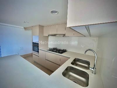Apartamento de 2 alcobas en venta en Bellavista, Cali, 114 m² · foto 8 de 20