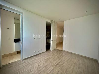Apartamento de 3 alcobas en venta en Bellavista, Cali, 156 m² · foto 12 de 15