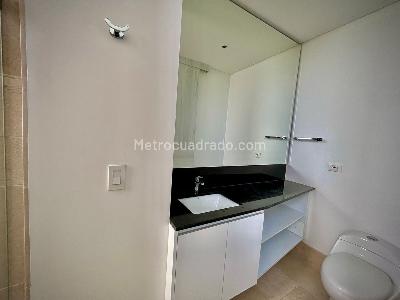 Apartamento de 3 alcobas en venta en Bellavista, Cali, 156 m² · foto 11 de 15