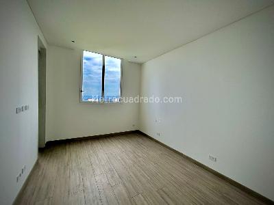 Apartamento de 3 alcobas en venta en Bellavista, Cali, 172 m² · foto 7 de 19