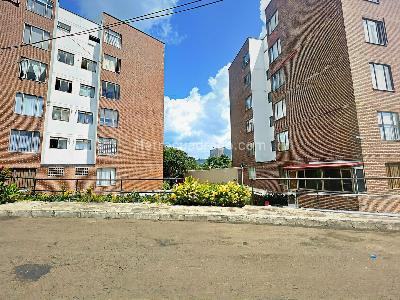 Apartamento de 3 alcobas en venta en San Antonio De Pereira, Rionegro, 82 m² · foto 3 de 17