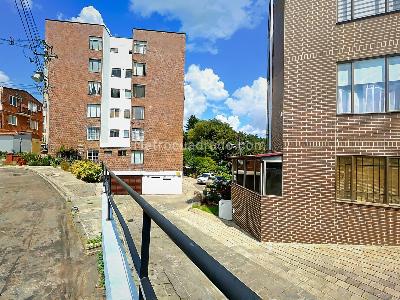 Apartamento de 3 alcobas en venta en San Antonio De Pereira, Rionegro, 82 m² · foto 4 de 17