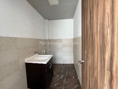 Casa de 5 alcobas en venta en Prado, Medellín, 420 m² · foto 5 de 11