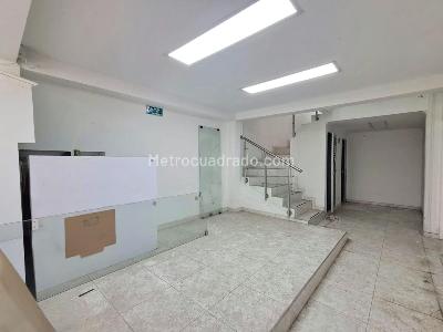 Casa en venta en Villa Del Prado, Bogotá · foto 3 de 17