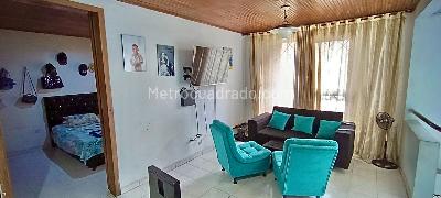 Casa de 3 alcobas en venta en Bosques De Santa Helena, Ibagué, 289 m² · foto 6 de 17
