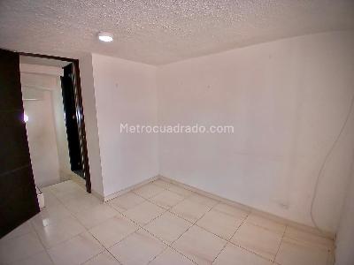 Casa de 3 alcobas en venta en Bosques De Zapan, Soacha, 52 m² · foto 6 de 17