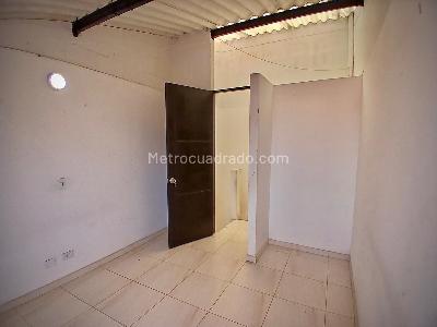 Casa de 3 alcobas en venta en Bosques De Zapan, Soacha, 52 m² · foto 11 de 17