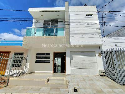 Casa en venta en Mi Refugio, Montería · foto 2 de 20