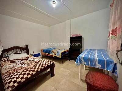 Casa de 5 alcobas en venta en Alfonso Lopez, Bogotá, 72 m² · foto 13 de 18