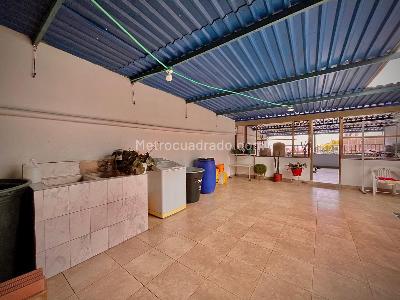 Casa de 5 alcobas en venta en Alfonso Lopez, Bogotá, 72 m² · foto 15 de 18