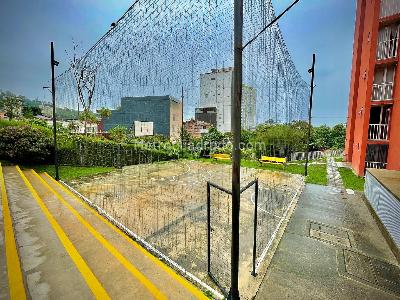 Apartamento en venta en La Francia, Manizales · foto 7 de 14
