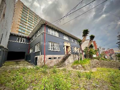 Casa de 5 alcobas en venta en Pardo Rubio, Bogotá, 471 m² · foto 2 de 19