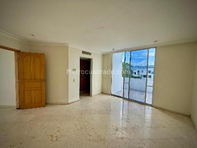 Apartamento de 3 alcobas en venta en Lagos Del Peñon, Girardot, 321 m² · foto 13 de 19
