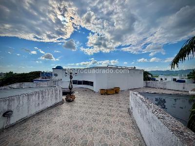 Apartamento de 3 alcobas en venta en Lagos Del Peñon, Girardot, 321 m² · foto 5 de 19