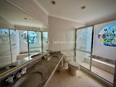Apartamento de 3 alcobas en venta en Lagos Del Peñon, Girardot, 321 m² · foto 8 de 19