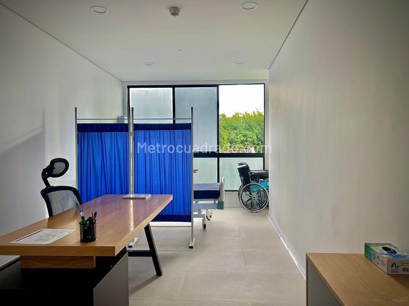 Apartamento en Arriendo, EL POBLADO, Medellín - Widok 4