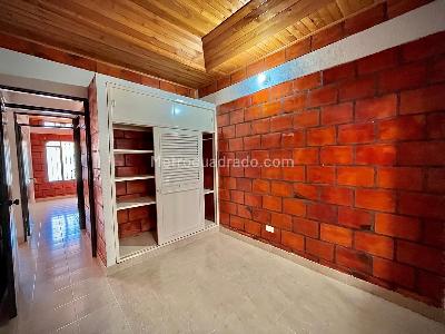 Casa de 3 alcobas en venta en Brisas De Girardot, Girardot, 72 m² · foto 11 de 18