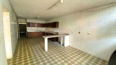 Casa de 5 alcobas en venta en Los Caobos, Cúcuta, 600 m² · foto 15 de 20