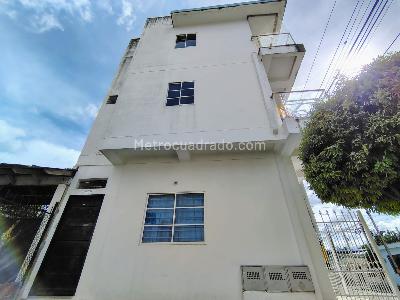 Apartamento en venta en La Floresta, Montería · foto 3 de 20