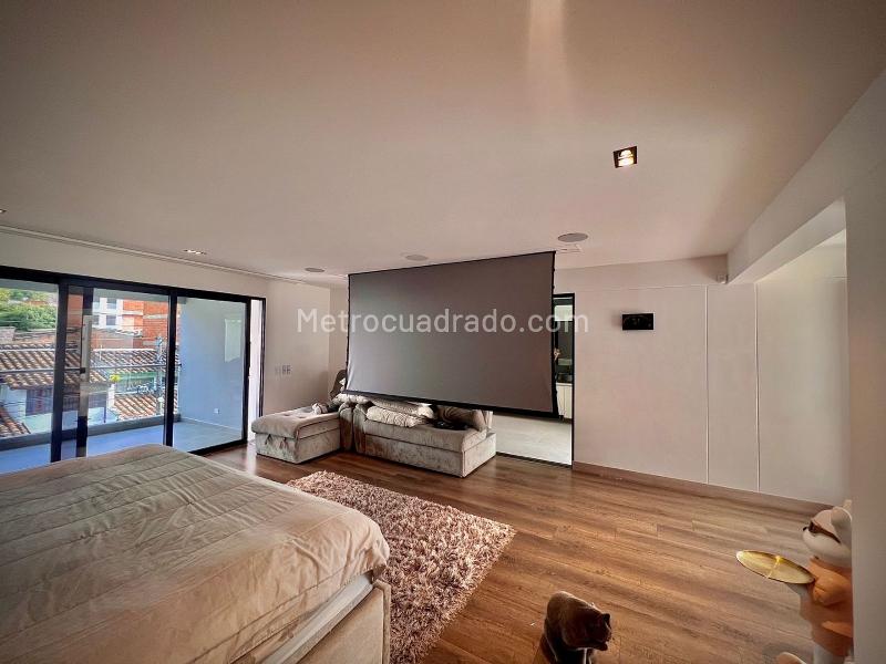 Casa en Venta, LOS COLORES, Medellín - Więcej