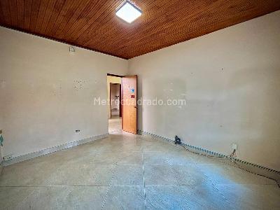 Casa de 2 alcobas en venta en Barrios Unidos, Bogotá · foto 3 de 20