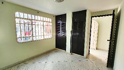 Casa de 5 alcobas en venta en Diamante 1, Floridablanca, 375 m² · foto 14 de 16