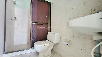 Casa de 5 alcobas en venta en Diamante 1, Floridablanca, 375 m² · foto 15 de 16