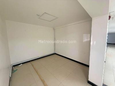 Casa de 5 alcobas en venta en La Soledad Teusaquillo, Bogotá, 316 m² · foto 2 de 20