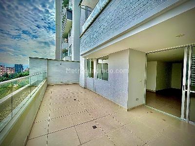 Apartamento de 2 alcobas en venta en Edificio Bianco, Sabaneta, 78 m² · foto 5 de 17