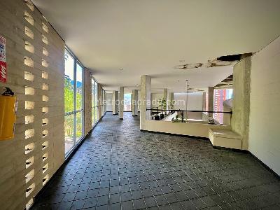 Apartamento de 2 alcobas en venta en Edificio Bianco, Sabaneta, 79 m² · foto 3 de 19